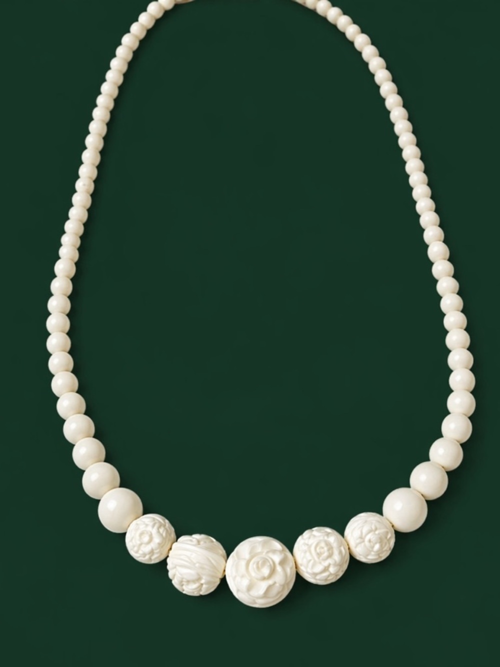 Vintage Ivory Tone Floral Carved Bead Necklace Graduated Strand Estate Jewelry